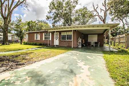 307 Walter Dr Plant City,  FL 33563